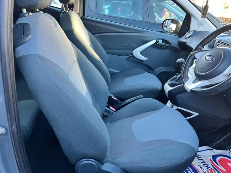 FORD KA