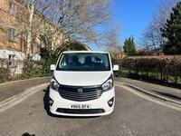 VAUXHALL VIVARO