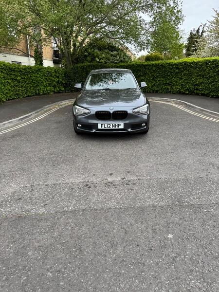 BMW 1 SERIES