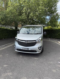 VAUXHALL VIVARO